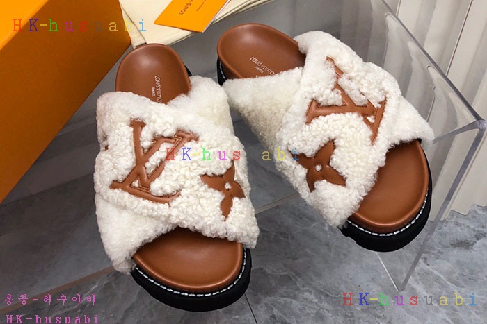 NEW 루이비통 신발 신상 LV 957825