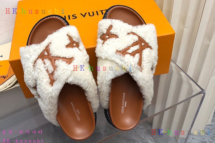 NEW 루이비통 신발 신상 LV 957825