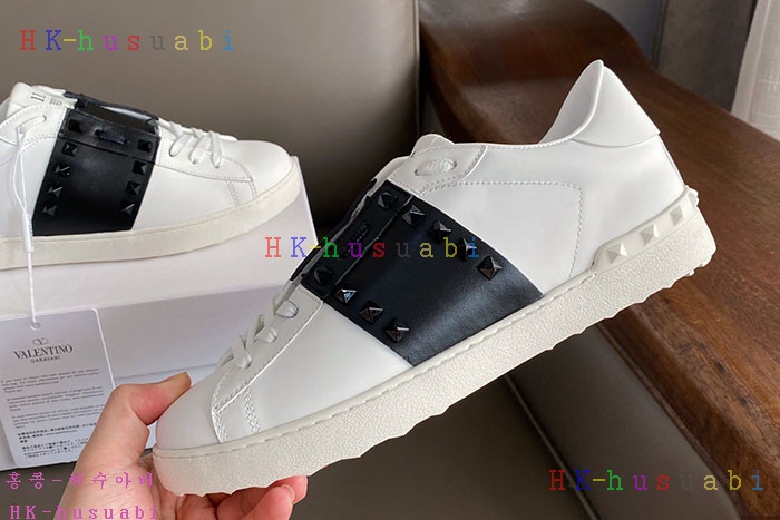 NEW 발렌티노 스니커즈 신상 V 978804