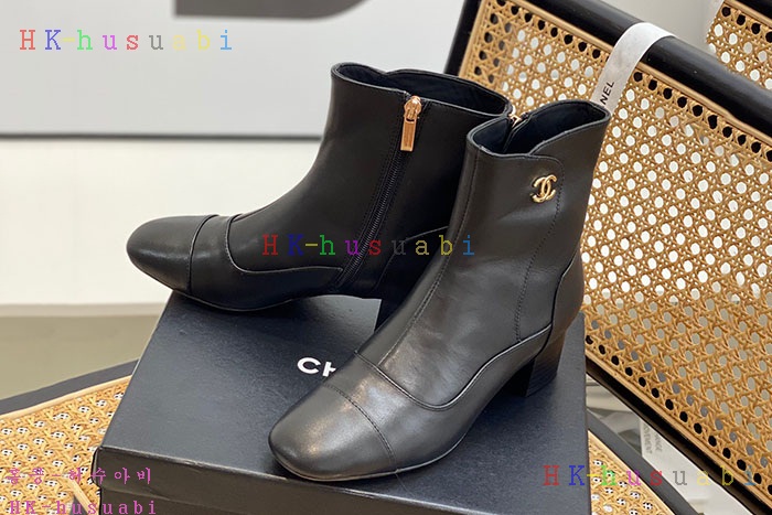 NEW 샤넬 부츠 신상 C 889210