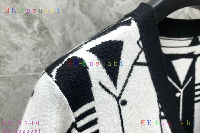 NEW 톰브라운 가디건 신상 TB 665344