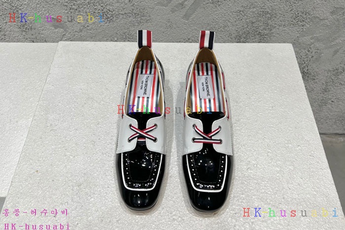 NEW 톰브라운 신발 신상 TB 665205