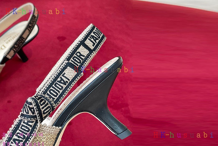 NEW 디올 신발 신상 DR 824522