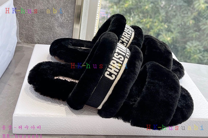 NEW 디올 신발 신상 DR 824524