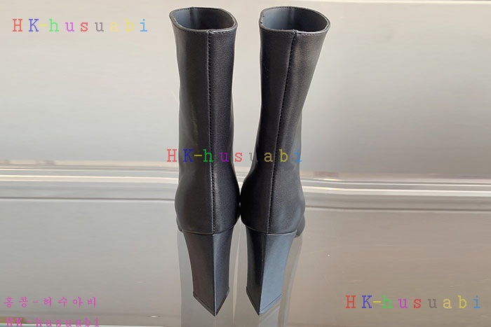NEW 발렌시아가 부츠 신상 B 854218