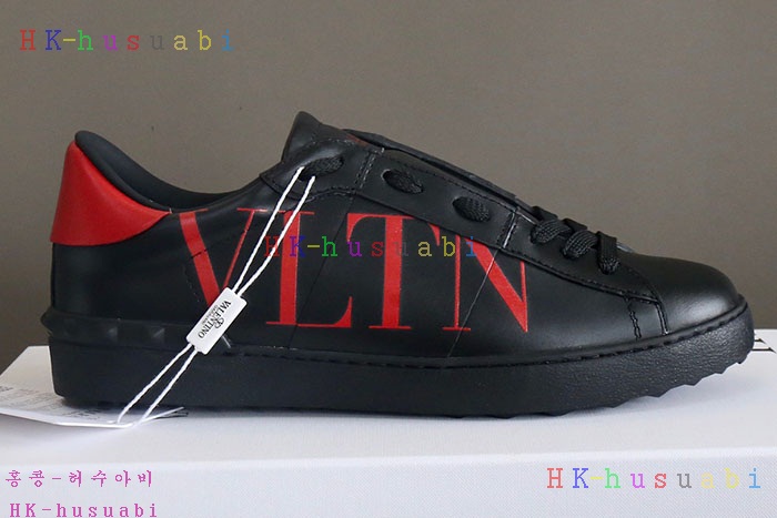 NEW 발렌티노 스니커즈 신상 V 9340021