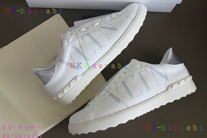 NEW 발렌티노 스니커즈 신상 V 9340027