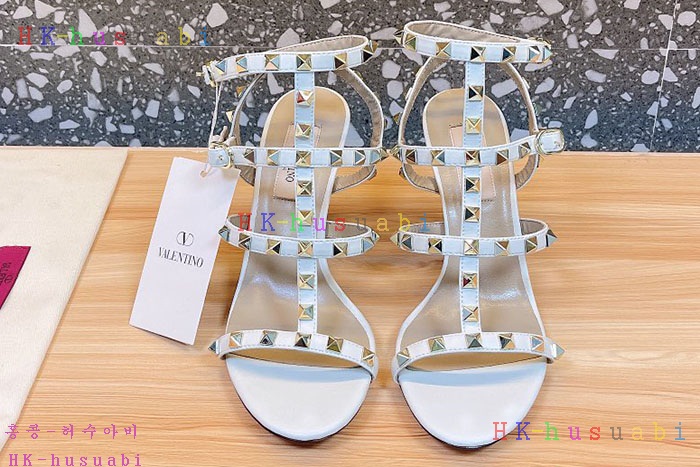 NEW 발렌티노 샌들 신상 V 9340503