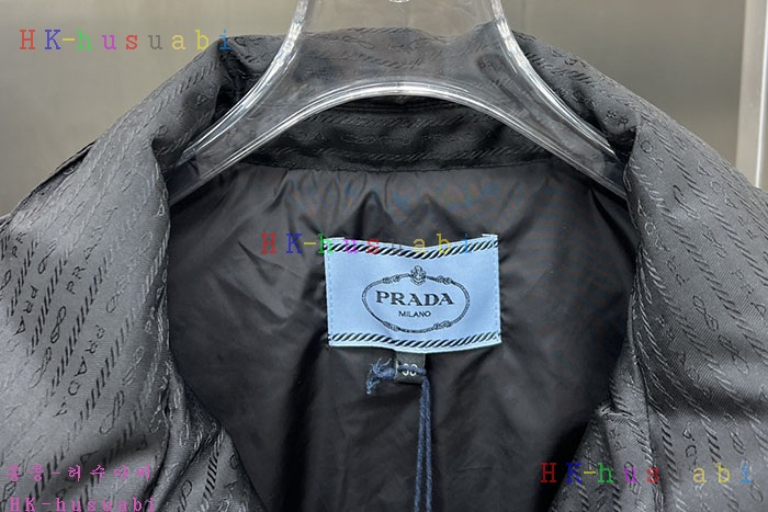 NEW 프라다 패딩조끼 신상 P 965335