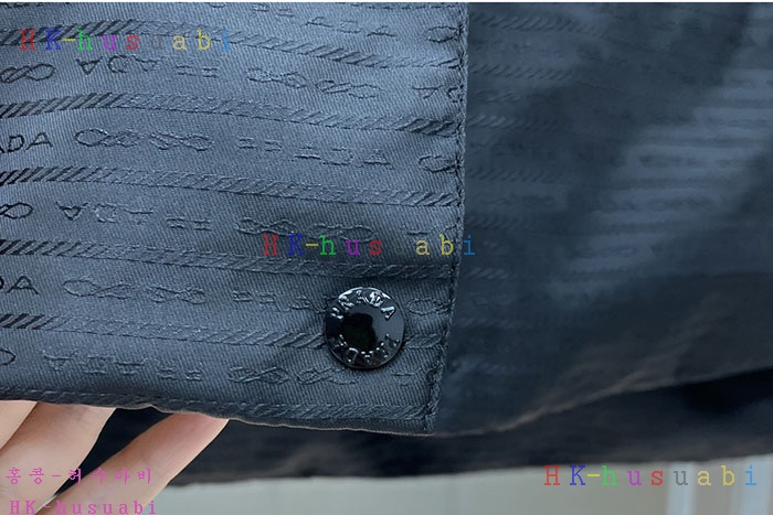 NEW 프라다 패딩조끼 신상 P 965335
