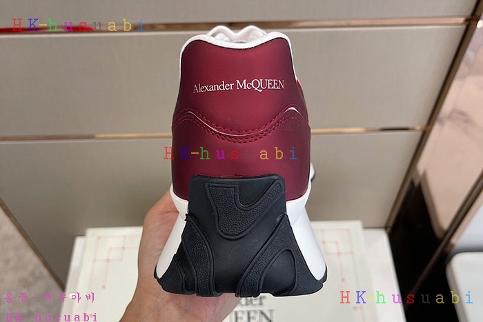 NEW 알렉산더맥퀸 스니커즈 신상 MQ 965332