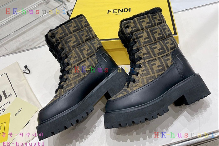 NEW 펜디 부츠 신상 FD 333574