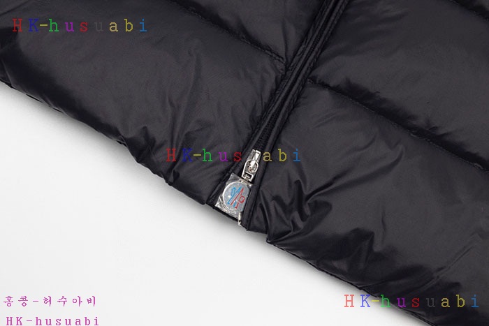NEW 몽클레어 패딩조끼 신상 M 4270110