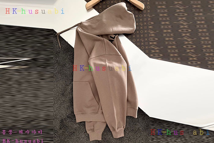 NEW 발렌시아가 후드티 신상 B 682261