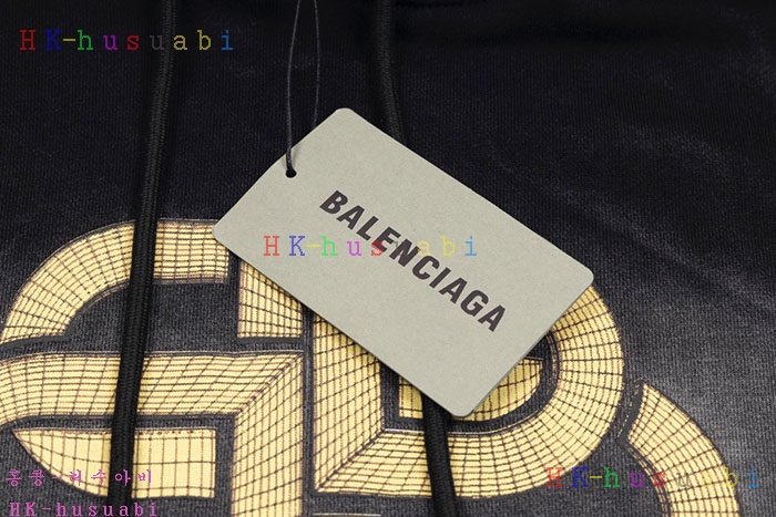 NEW 발렌시아가 후드자켓 신상 B 682281