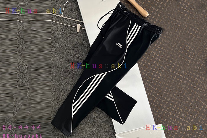 NEW 발렌시아가 바지 신상 B 682250