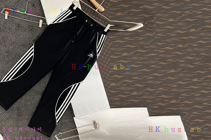 NEW 발렌시아가 바지 신상 B 682250