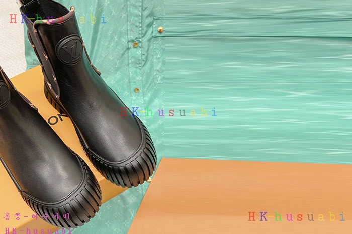 NEW 루이비통 부츠 신상 LV 882255