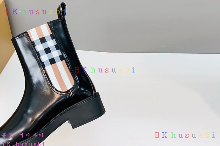 NEW 버버리 부츠 신상 BB  9652508