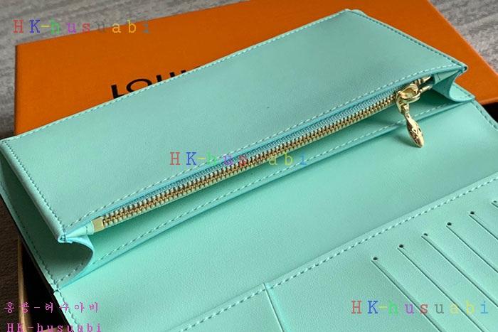 ★미러급★루이비통 LV 버티컬 월릿 M81367