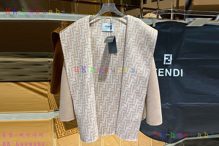 NEW 펜디 코트 신상 FD 996521