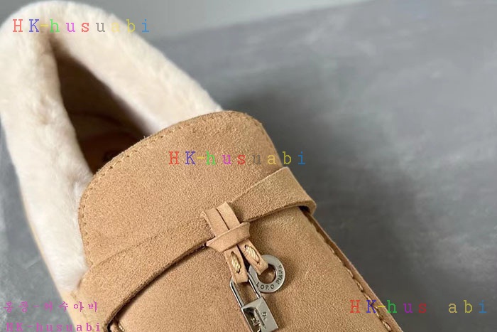 NEW 로로피아나 신발 신상 L 527441