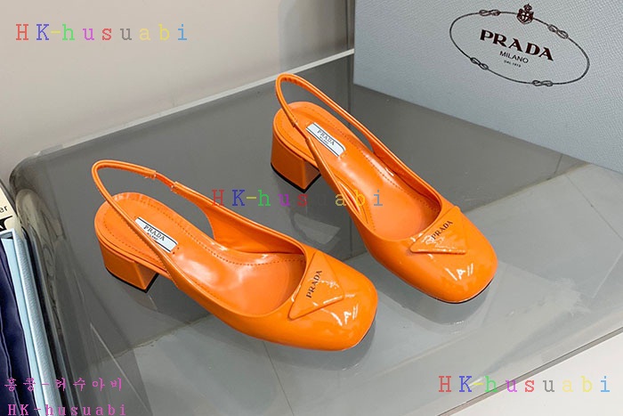 NEW 프라다 신발 신상 P 682404