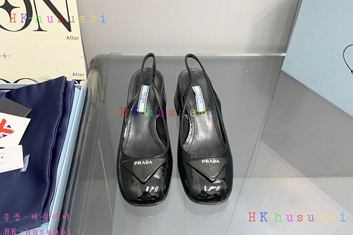 NEW 프라다 신발 신상 P 682400