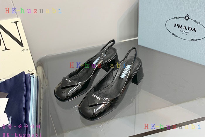 NEW 프라다 신발 신상 P 682400