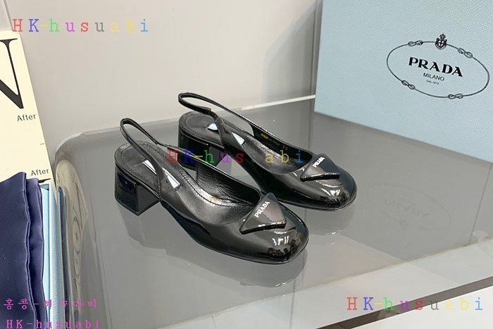NEW 프라다 신발 신상 P 682400