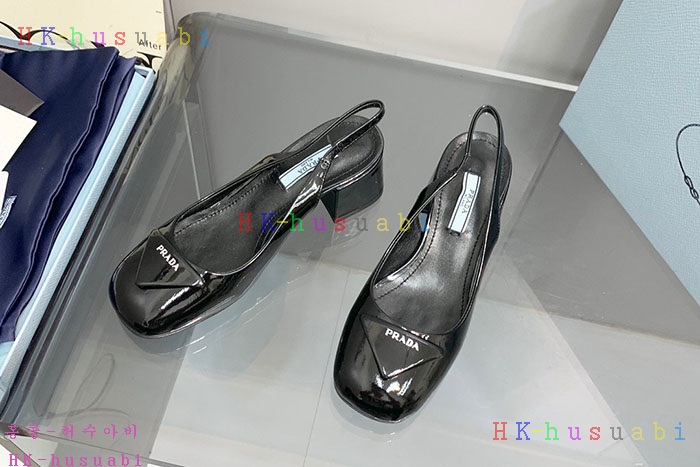 NEW 프라다 신발 신상 P 682400