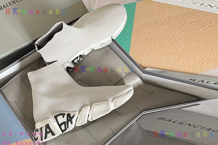 NEW 발렌시아가 신발 신상 B 700404