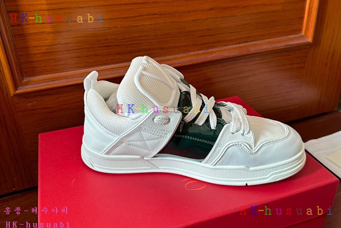NEW 발렌티노 스니커즈 신상 V 555800