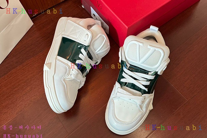 NEW 발렌티노 스니커즈 신상 V 555800