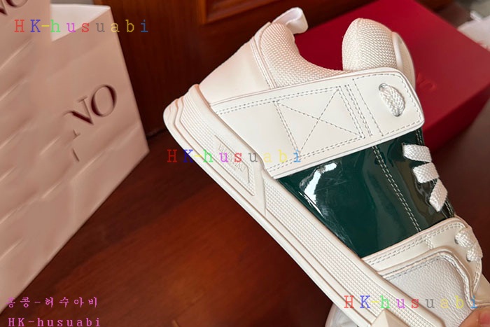 NEW 발렌티노 스니커즈 신상 V 555800