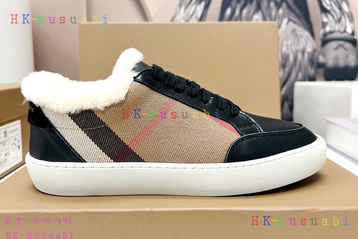 NEW 버버리 스니커즈 신상 BB 952702