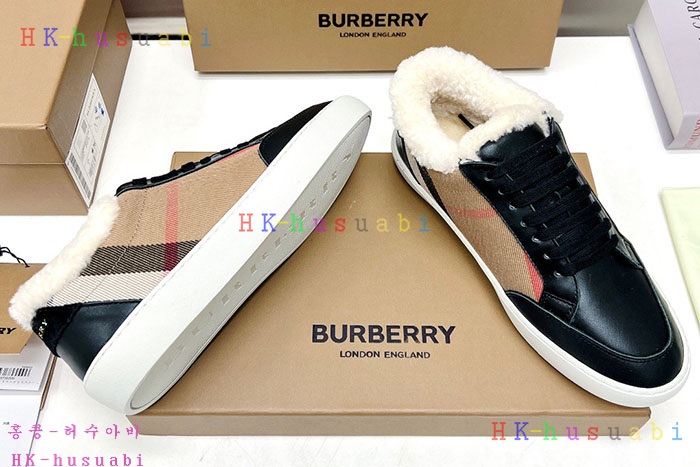 NEW 버버리 스니커즈 신상 BB 952702