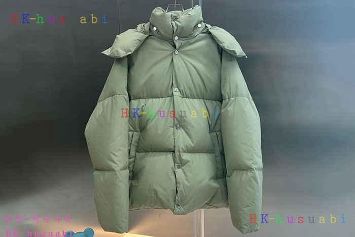 NEW 보테가베네타 패딩 신상 BV  857002