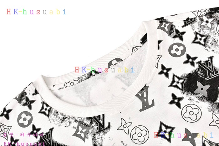 NEW 루이비통 반팔티 신상 LV 958827
