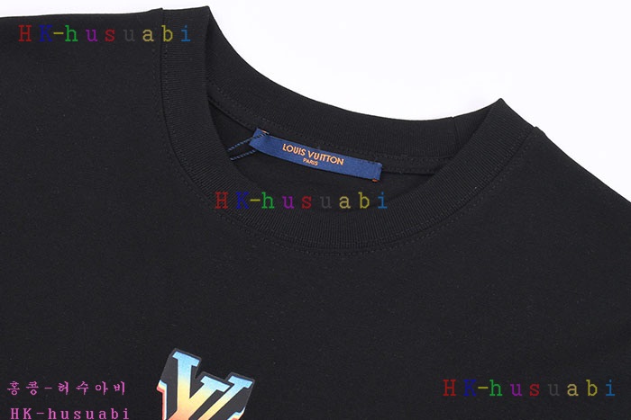 NEW 루이비통 반팔티 신상 LV 958836