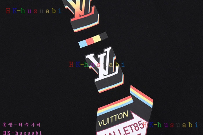 NEW 루이비통 반팔티 신상 LV 958836
