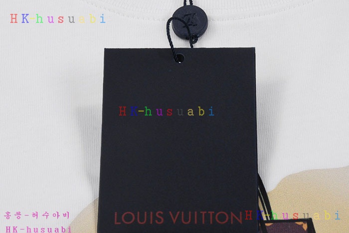 NEW 루이비통 반팔티 신상 LV 958852