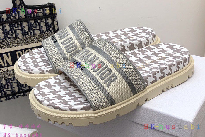 NEW 디올 신발 신상 DR 875505
