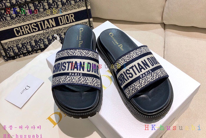 NEW 디올 신발 신상 DR 875513