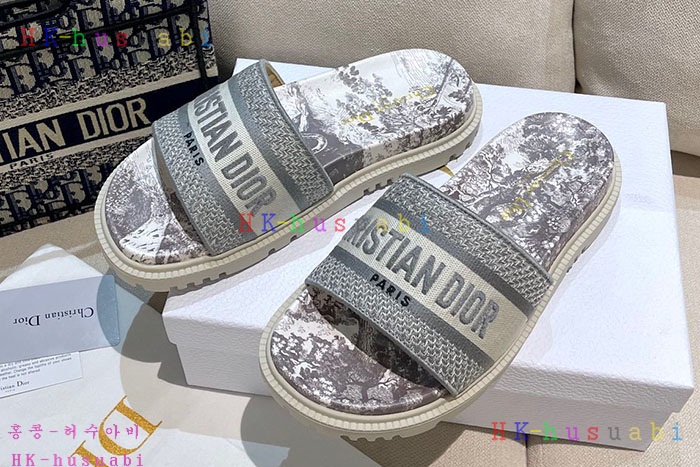 NEW 디올 신발 신상 DR 875516