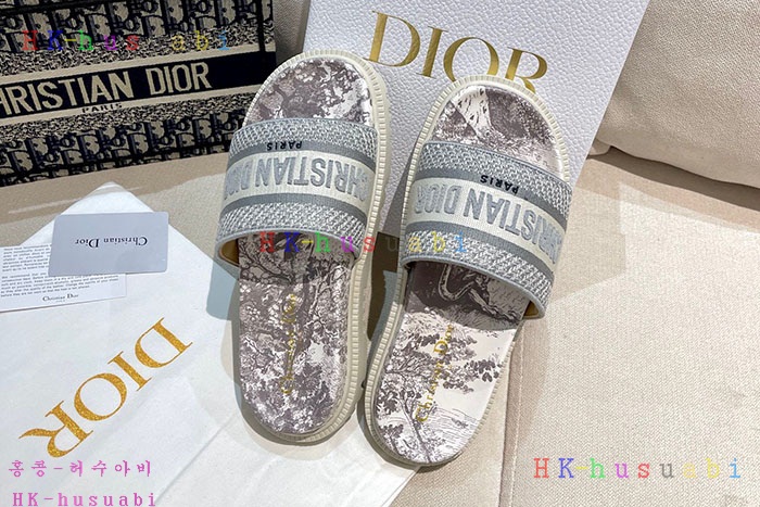 NEW 디올 신발 신상 DR 875516