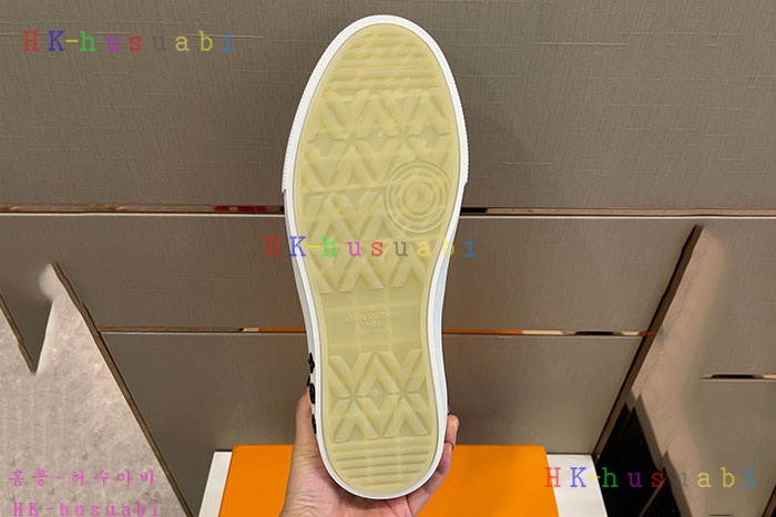 NEW 루이비통 스니커즈 신상 LV 855881