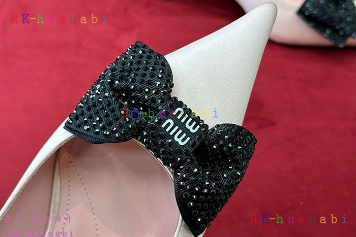 NEW 미우미우 신발 신상 MU 8999244