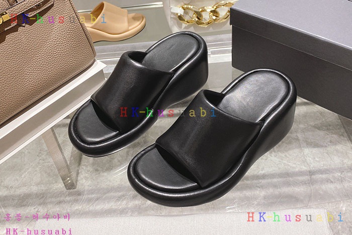 NEW 발렌시아가 신발 신상 B 895522