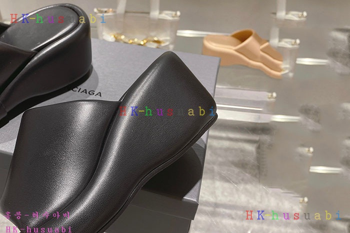 NEW 발렌시아가 신발 신상 B 895522